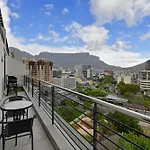 Luxury Apartment With Amazing Views & No Loadshedding
