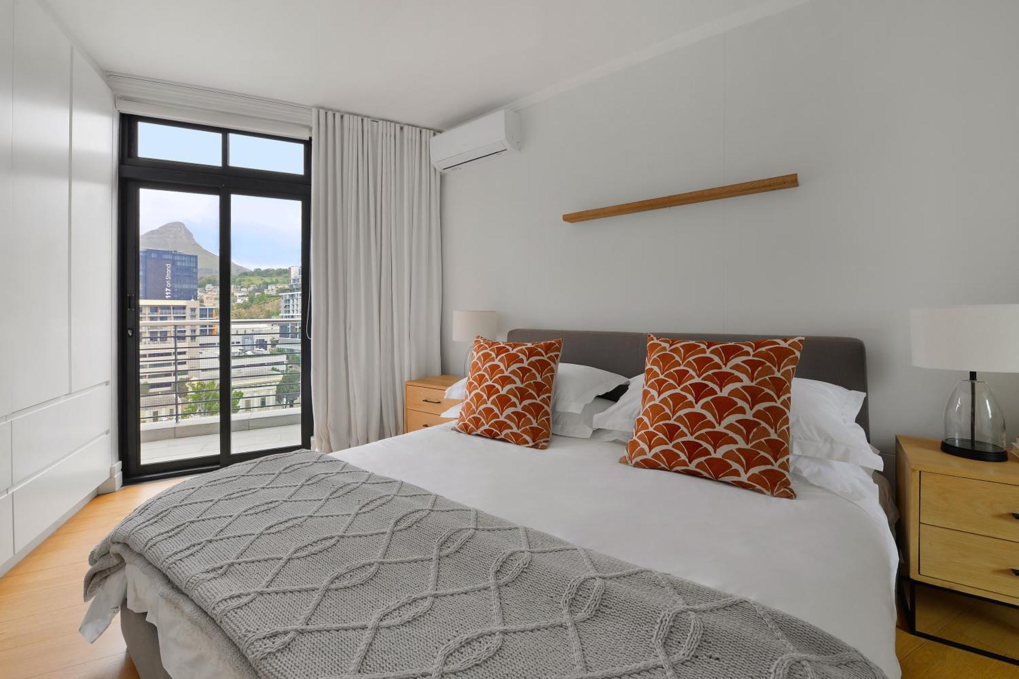 Luxury With Amazing Views & No Loadshedding